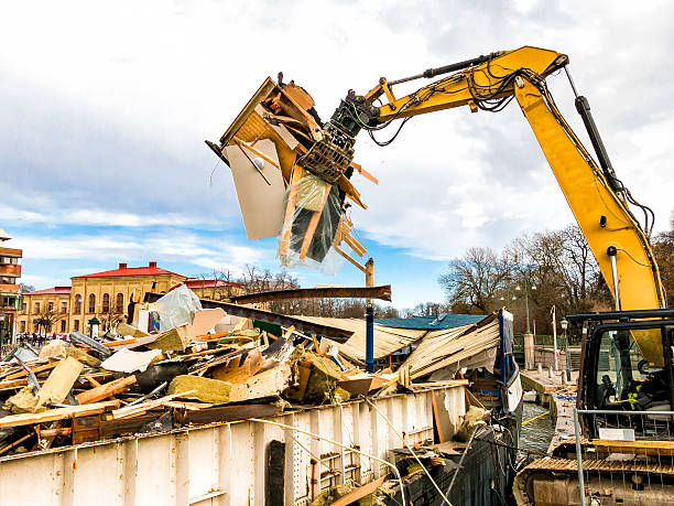 Best Basement Cleanout Services  in Doral, FL